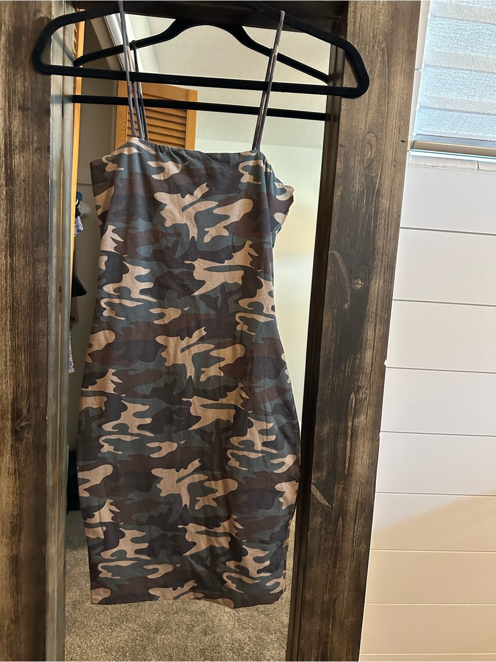 ACTIVE USA Camo Bodycon Midi Dress Spaghetti Strap Stretch Women’s Small Edgy